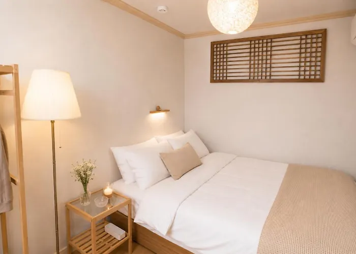 H # Prime Location # 1 Stop To Seongsu # Lines 2,5 #hongdae# Myeongdong# Kspo #ddp アパート ソウル特別市